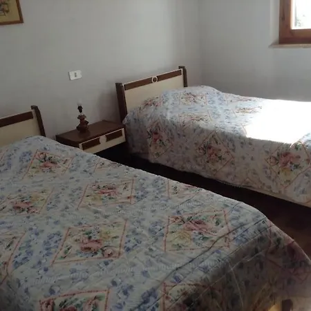 Feriehus Casa Alessandra Pomonte
